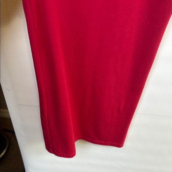 Time and Tru Red Sleeveless Jumpsuit with V-Neck, Medium - Picture 2 of 7